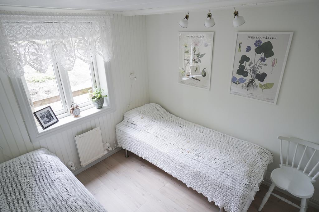 Anfasteroed Gardsvik - Grindstugan Ljungskile Bagian luar foto