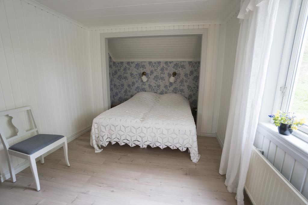 Anfasteroed Gardsvik - Grindstugan Ljungskile Bagian luar foto